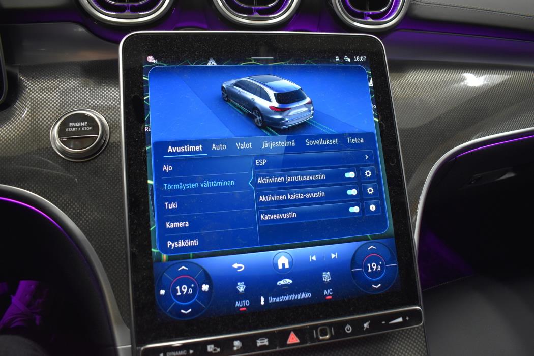 MERCEDES-BENZ C 2025