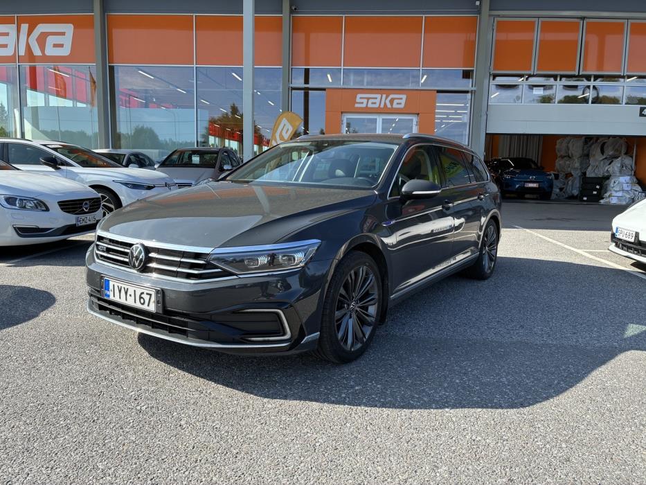 VOLKSWAGEN Passat 2021