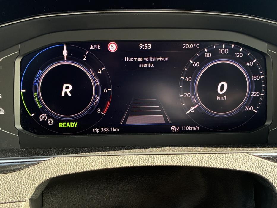 VOLKSWAGEN Passat 2021