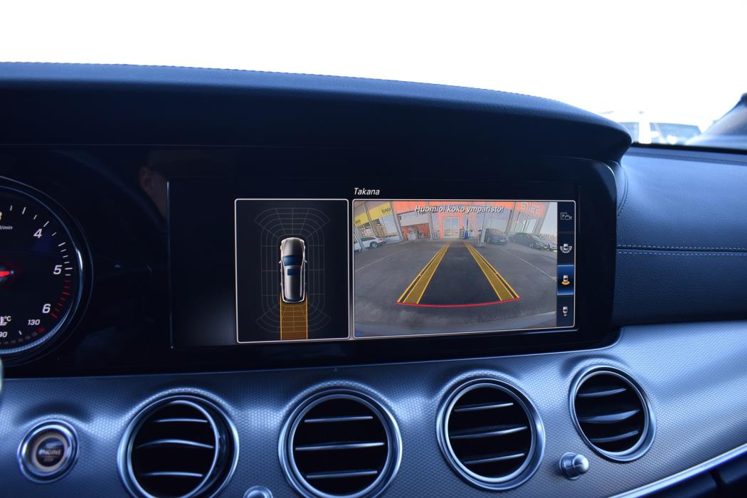 MERCEDES-BENZ E 2017