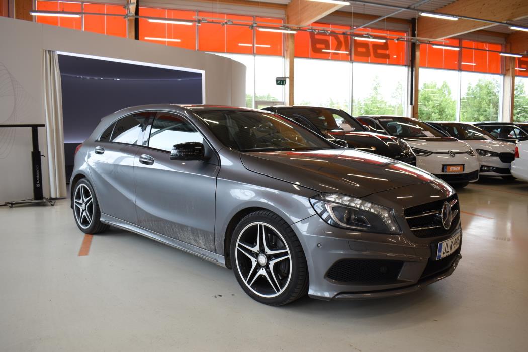 MERCEDES-BENZ A 2014