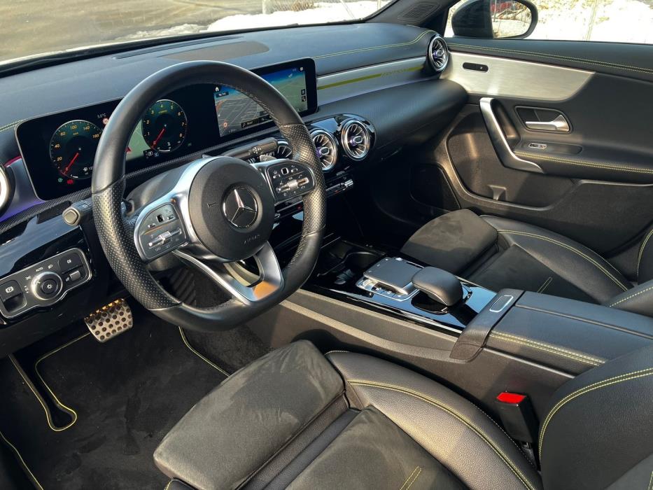 MERCEDES-BENZ A 2019