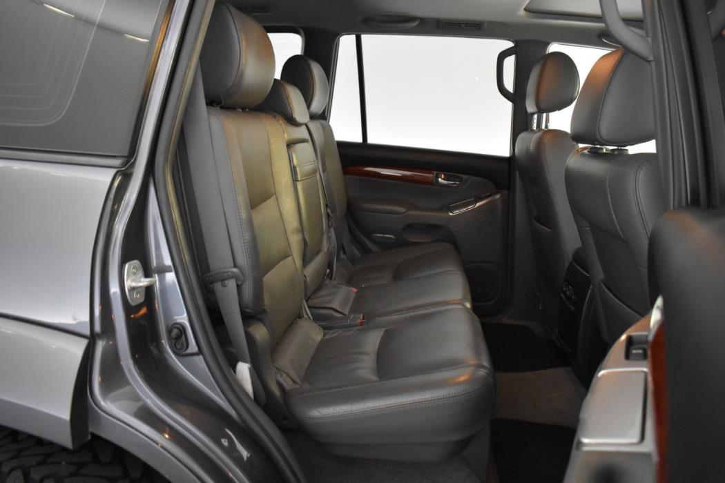 TOYOTA Land Cruiser 2007