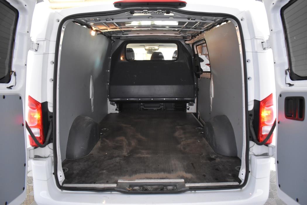 MERCEDES-BENZ Vito 2023