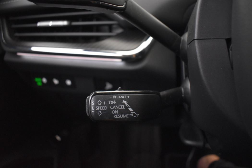 SKODA Enyaq 2023