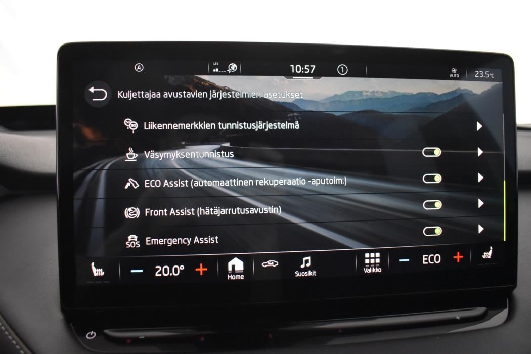 SKODA Enyaq 2023
