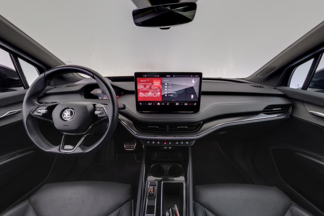 SKODA Enyaq 2023
