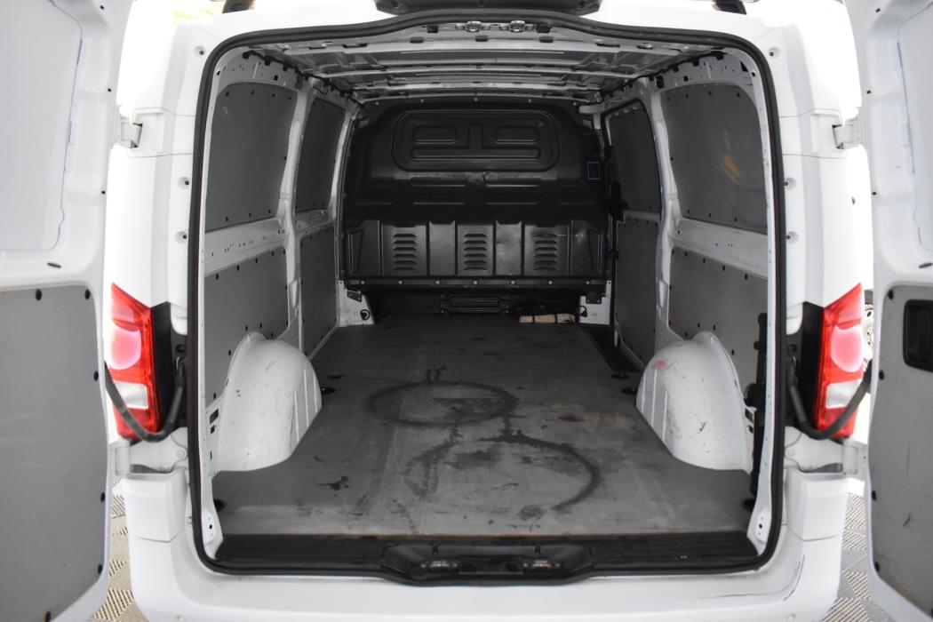 MERCEDES-BENZ Vito 2022