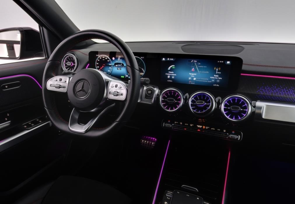 MERCEDES-BENZ EQB 2023