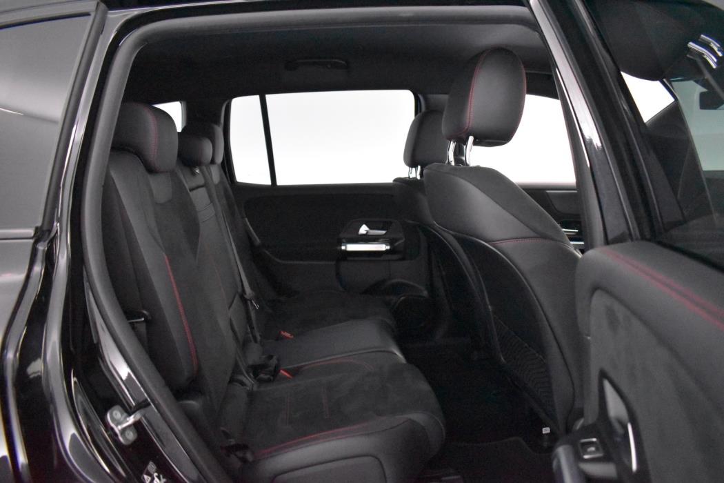 MERCEDES-BENZ EQB 2023