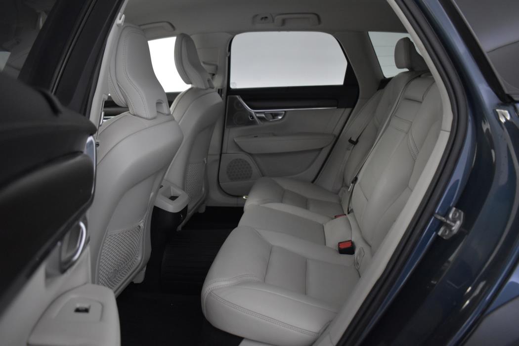 VOLVO V90 Cross Country 2019
