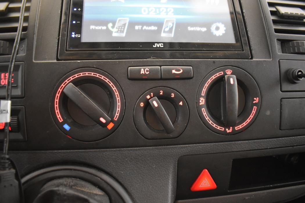 VOLKSWAGEN Transporter 2007