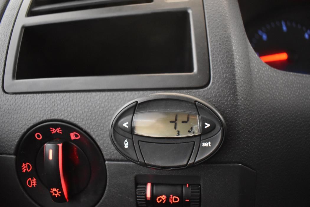 VOLKSWAGEN Transporter 2007