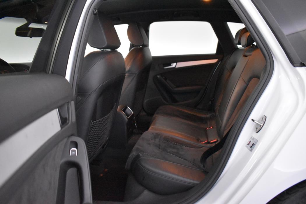 AUDI A4 2013
