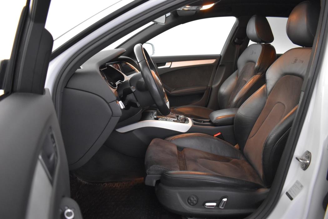 AUDI A4 2013