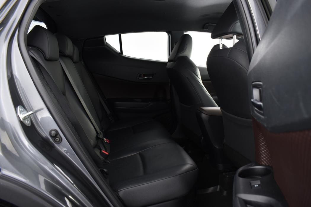 TOYOTA C-HR 2017