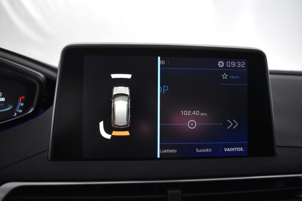 PEUGEOT 3008 2018