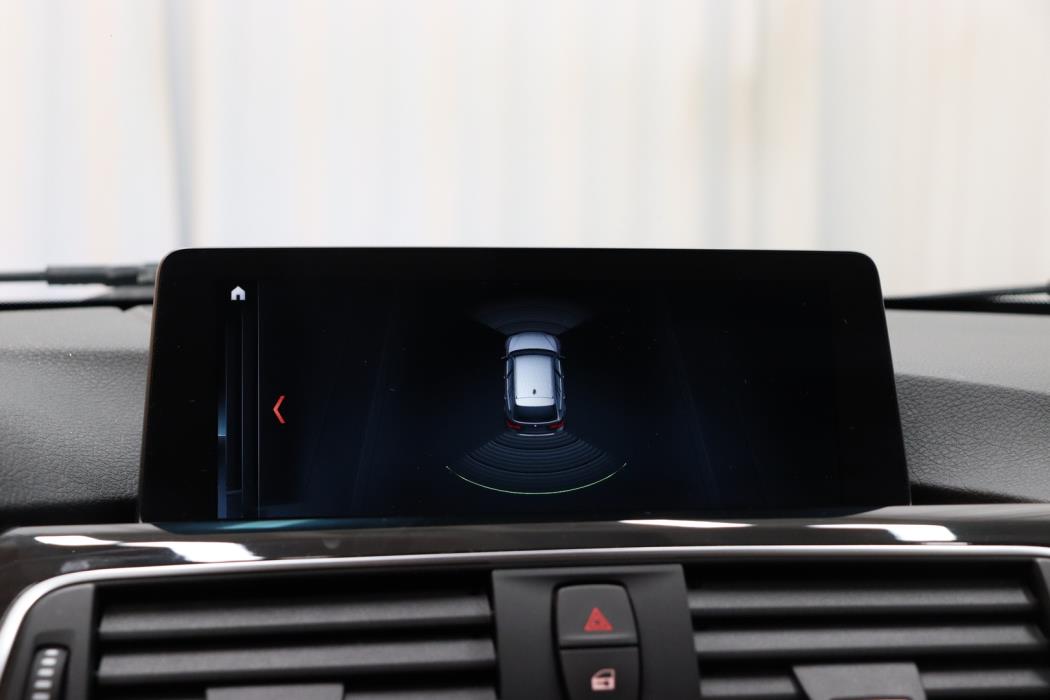 BMW 320 2018