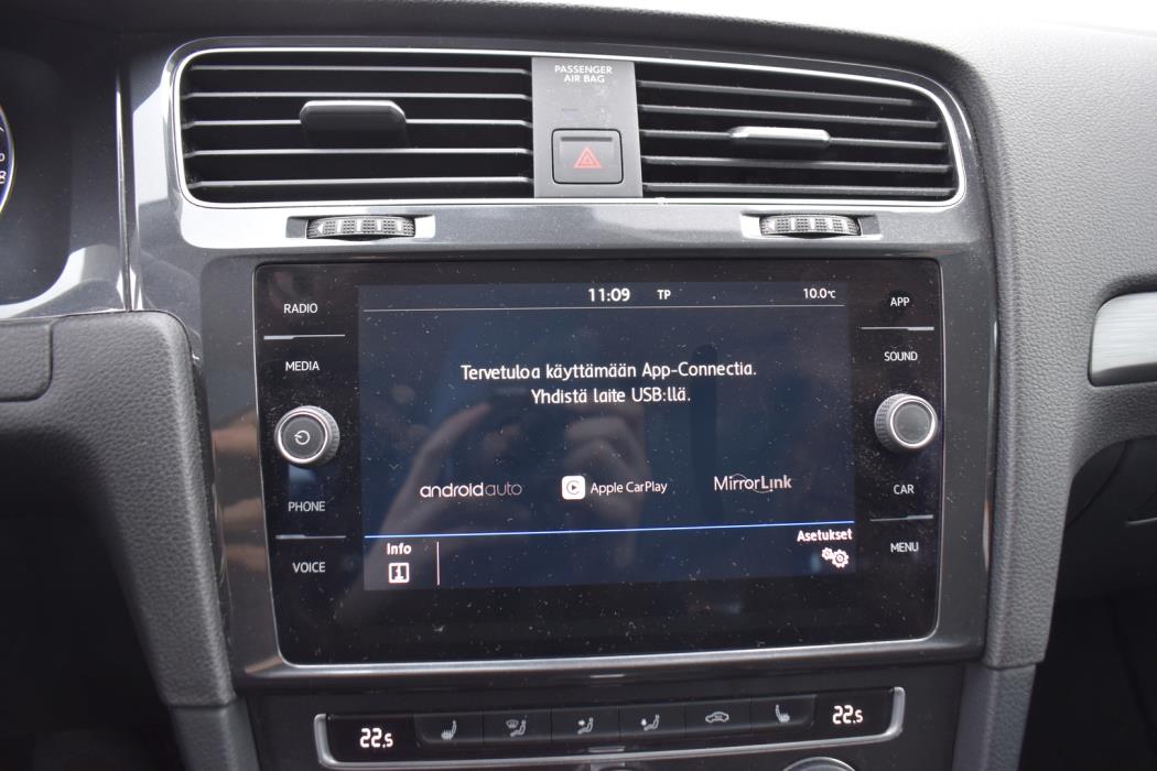 VOLKSWAGEN Golf 2019