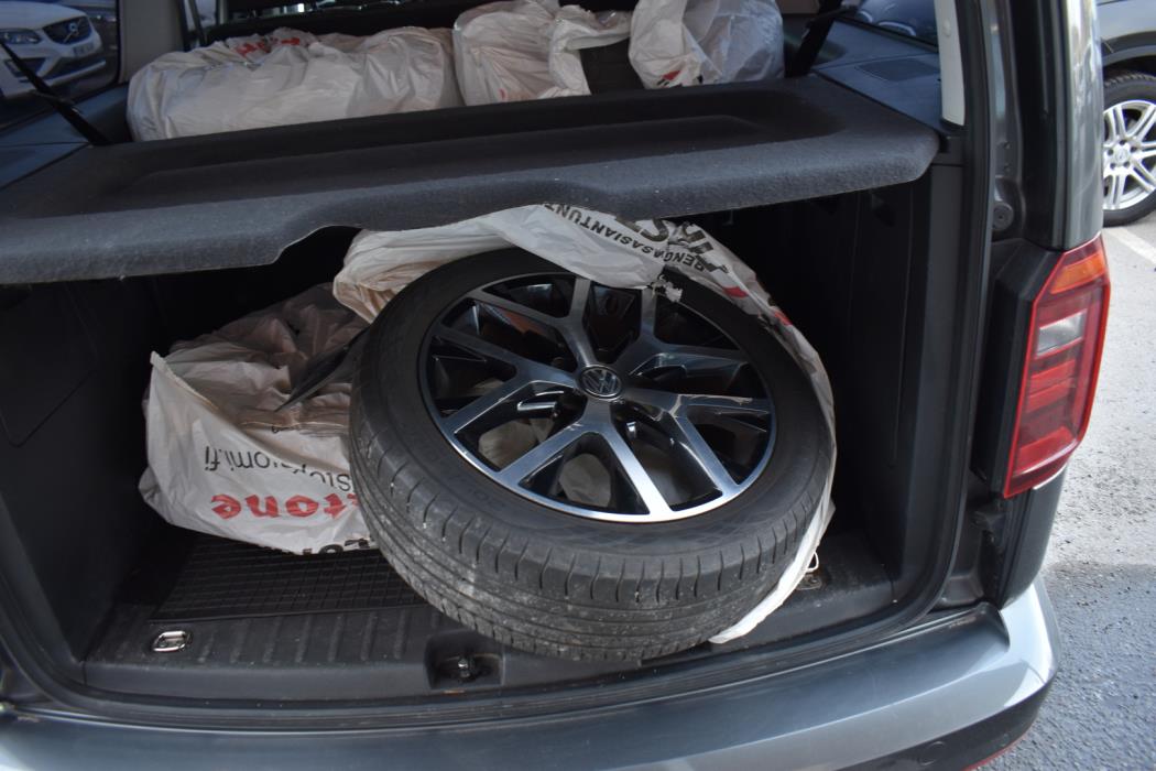 VOLKSWAGEN Caddy Maxi 2019