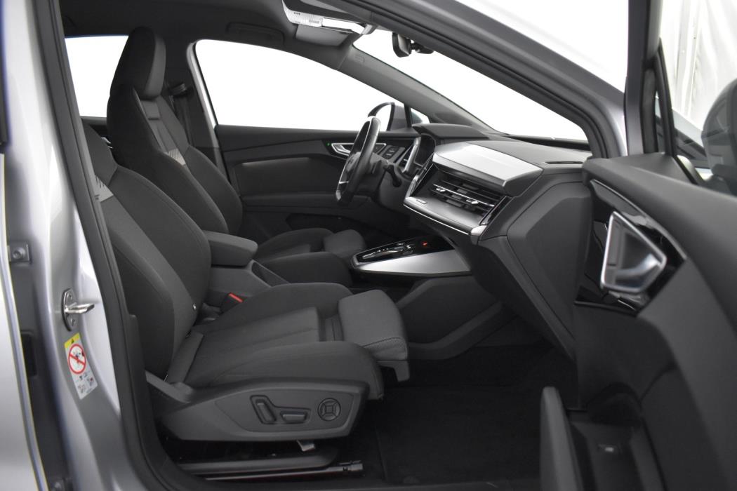 AUDI Q4 e-tron 2023