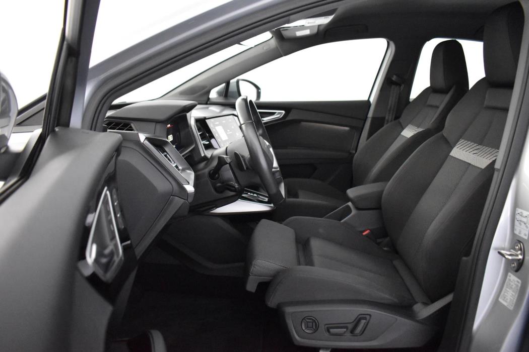 AUDI Q4 e-tron 2023