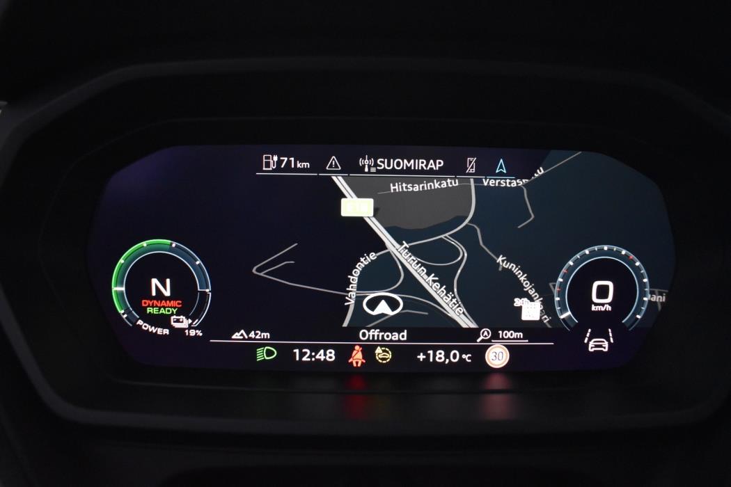AUDI Q4 e-tron 2023
