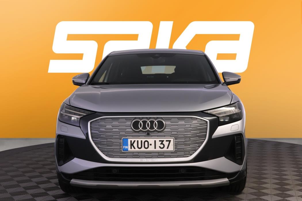 AUDI Q4 e-tron 2023