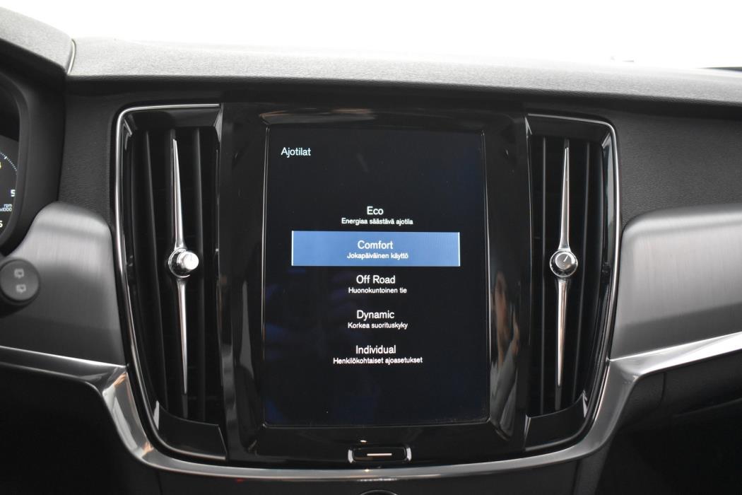 VOLVO V90 Cross Country 2018