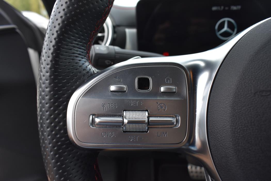 MERCEDES-BENZ CLA 2023