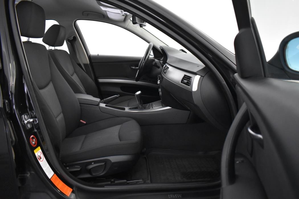 BMW 320 2007