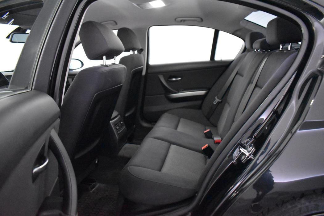 BMW 320 2007