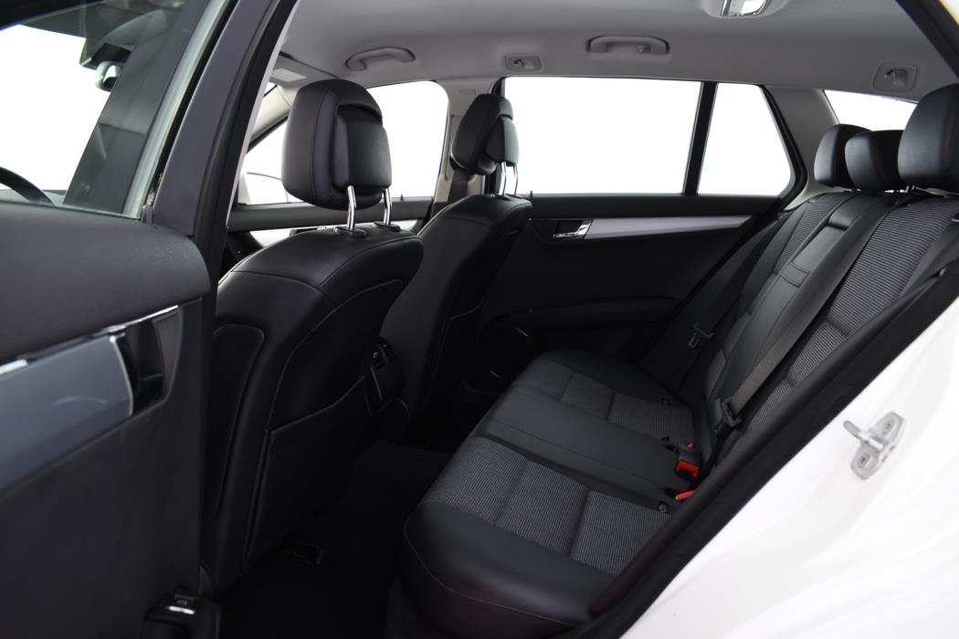 MERCEDES-BENZ C 2009