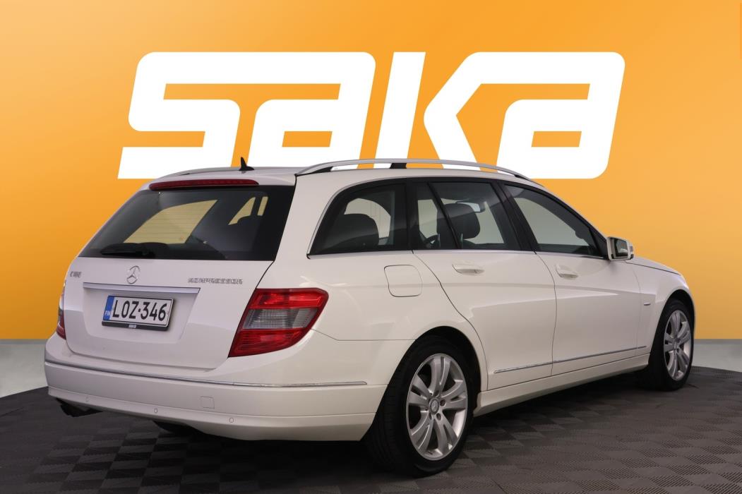 MERCEDES-BENZ C 2009