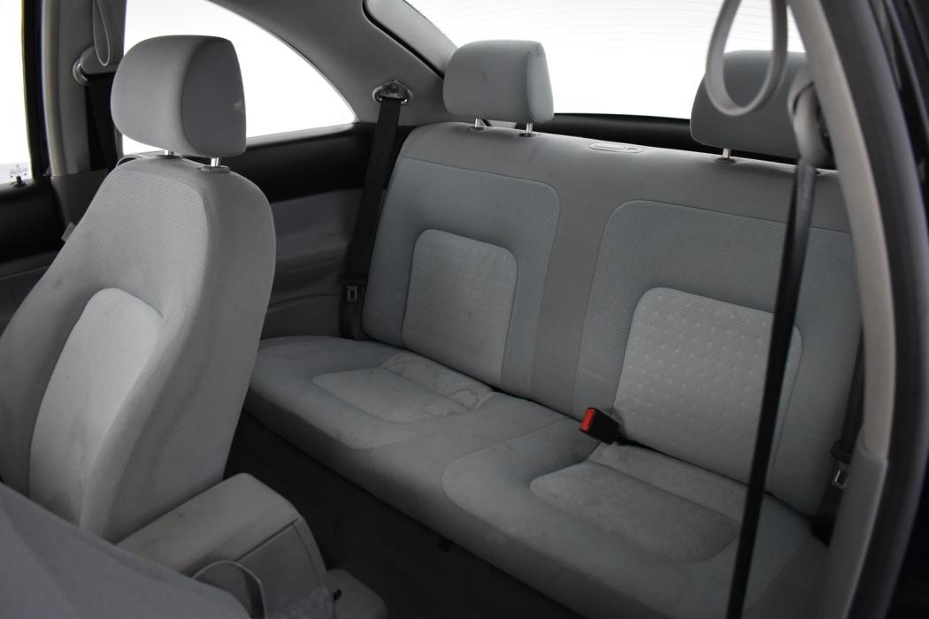 VOLKSWAGEN New Beetle 2009