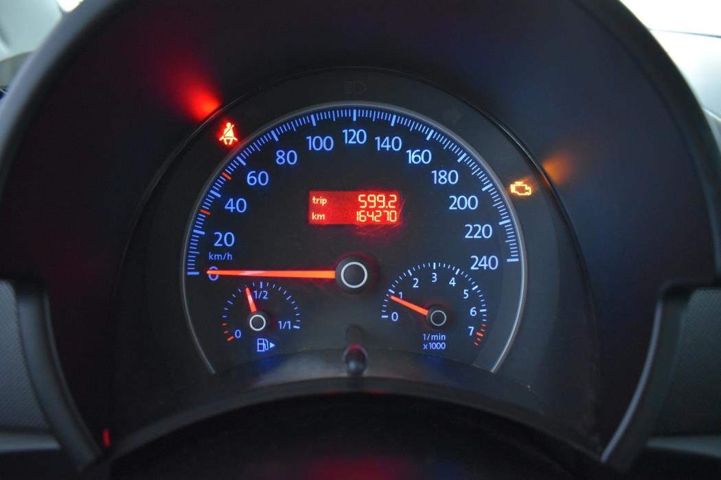 VOLKSWAGEN New Beetle 2009