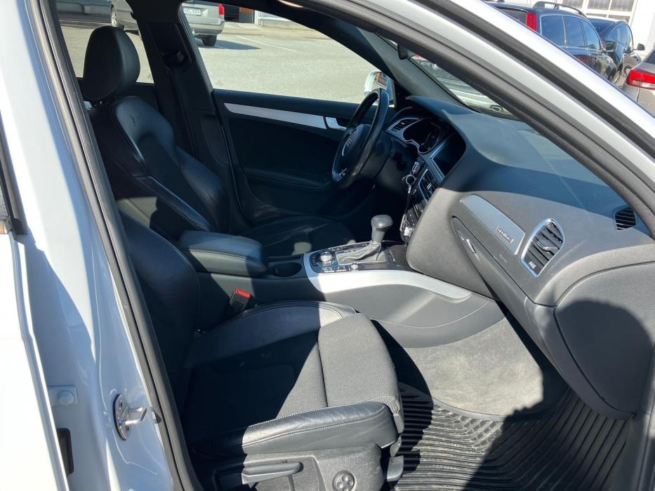 AUDI A4 2015