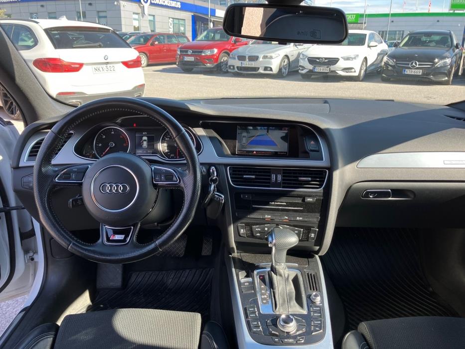 AUDI A4 2015