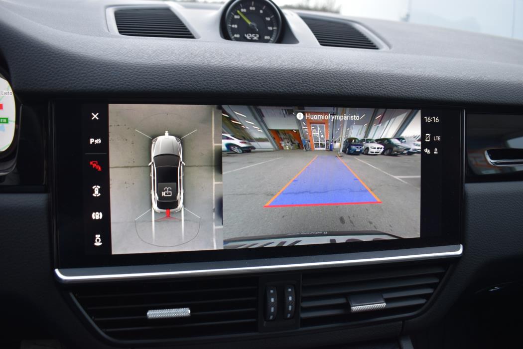 PORSCHE Cayenne 2023