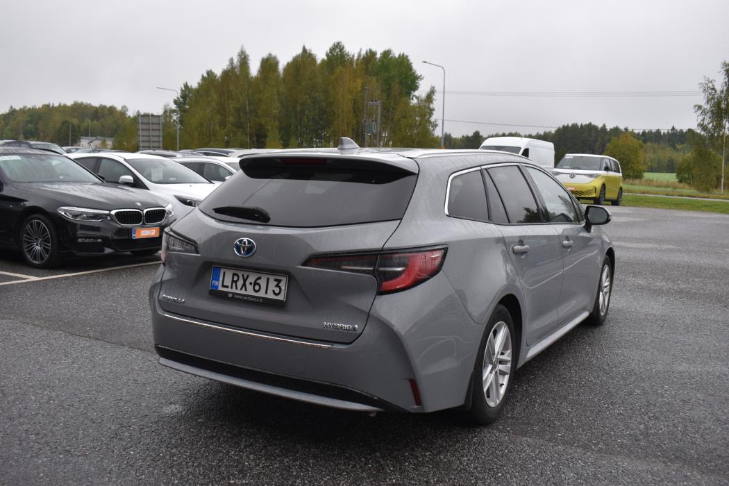TOYOTA Corolla 2023