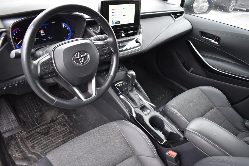 TOYOTA Corolla 2023
