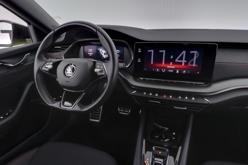 SKODA Octavia 2024