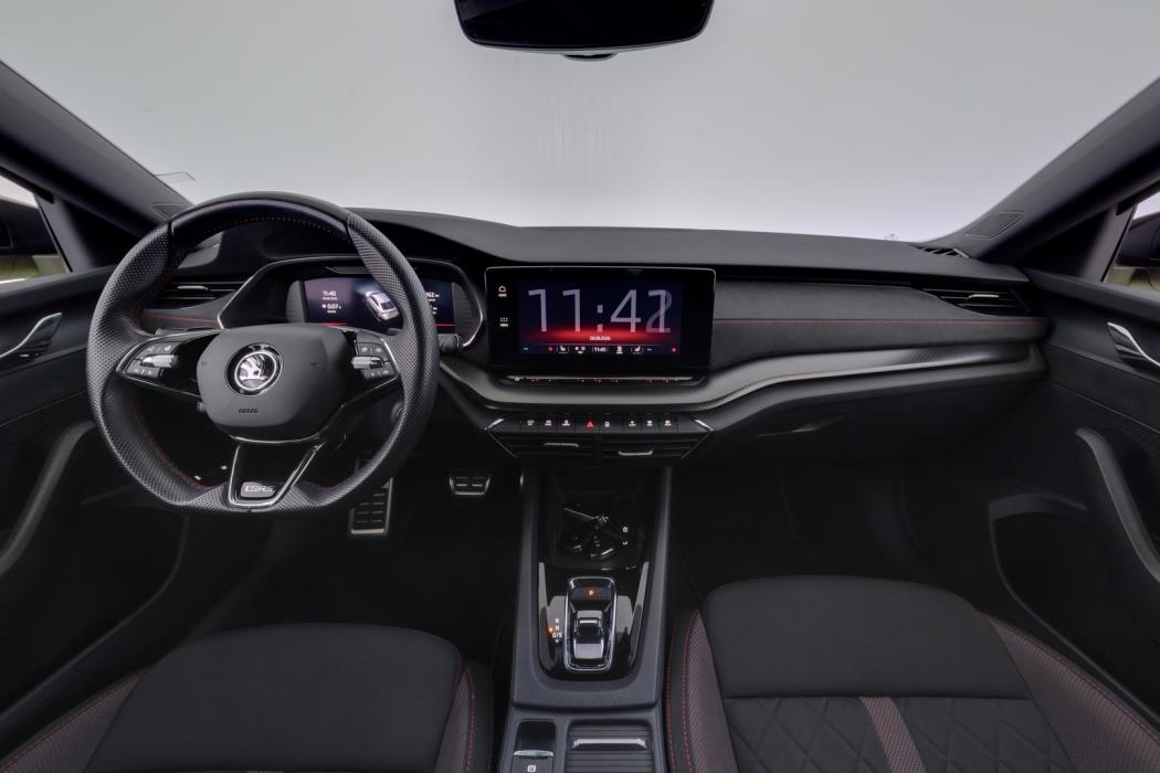SKODA Octavia 2024