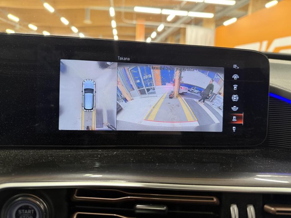 MERCEDES-BENZ EQC 2023