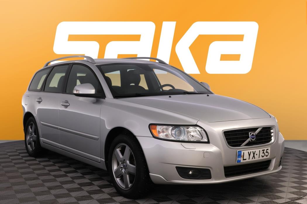 VOLVO V50 2010