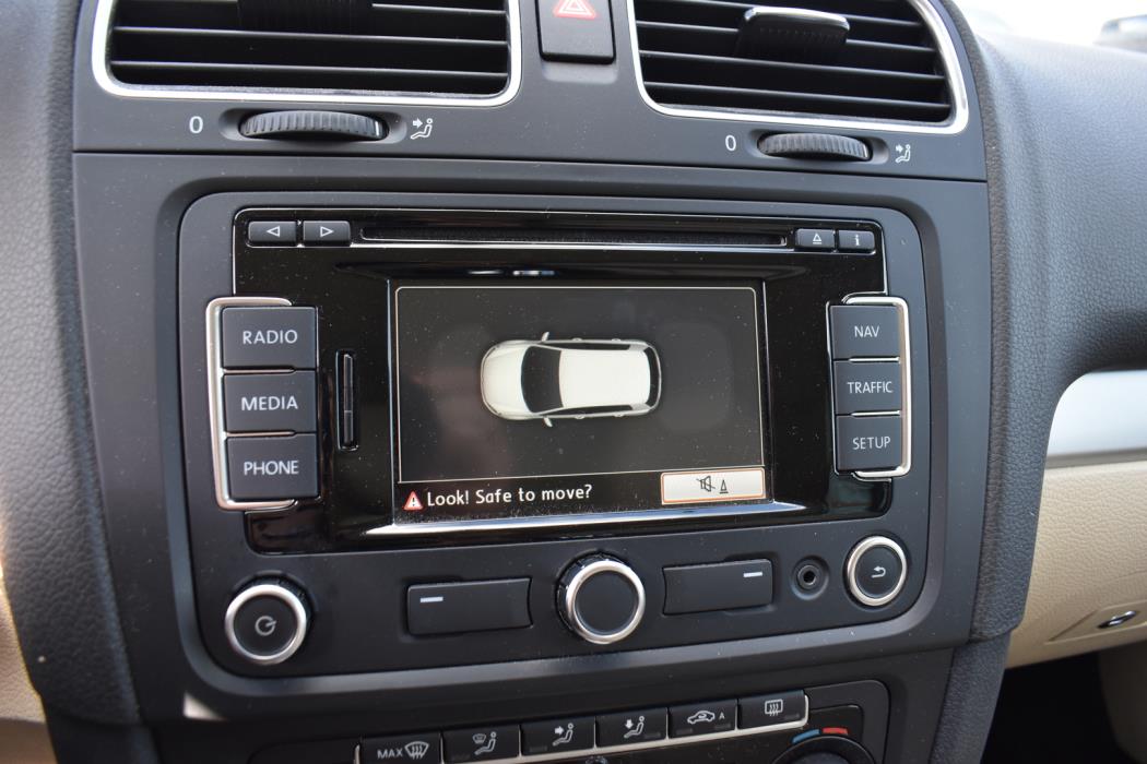 VOLKSWAGEN Golf 2012