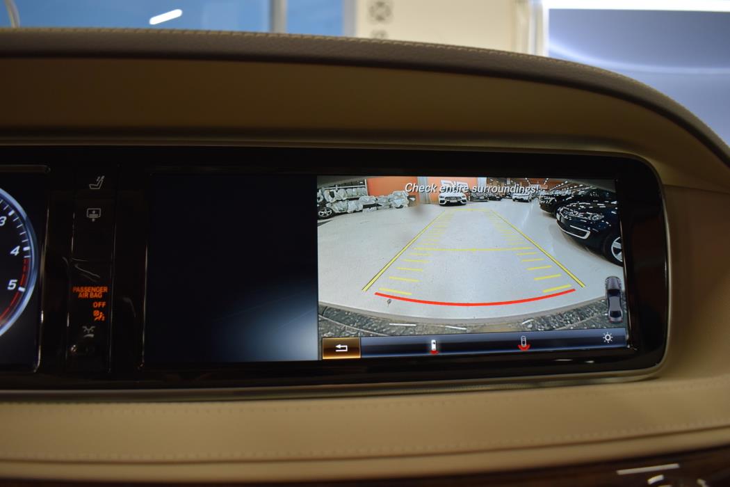 MERCEDES-BENZ S 2015