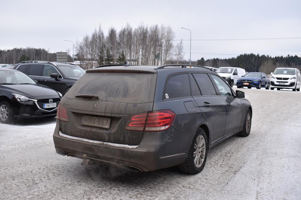 MERCEDES-BENZ E 2014