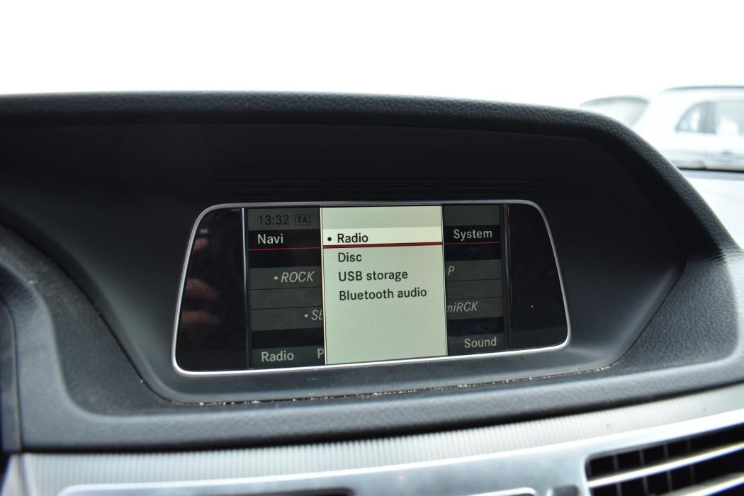 MERCEDES-BENZ E 2014