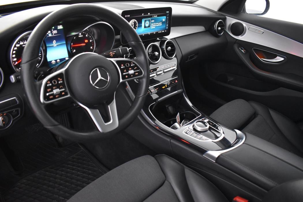 MERCEDES-BENZ C 2020